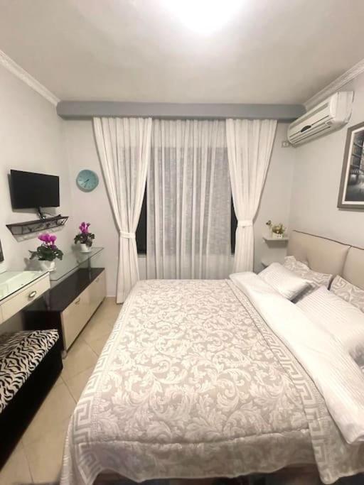 Nice Central Apartment In Tirana City Exteriér fotografie