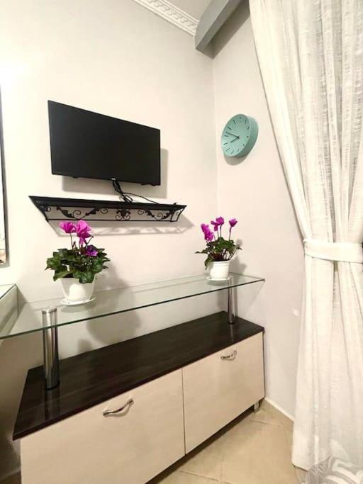 Nice Central Apartment In Tirana City Exteriér fotografie